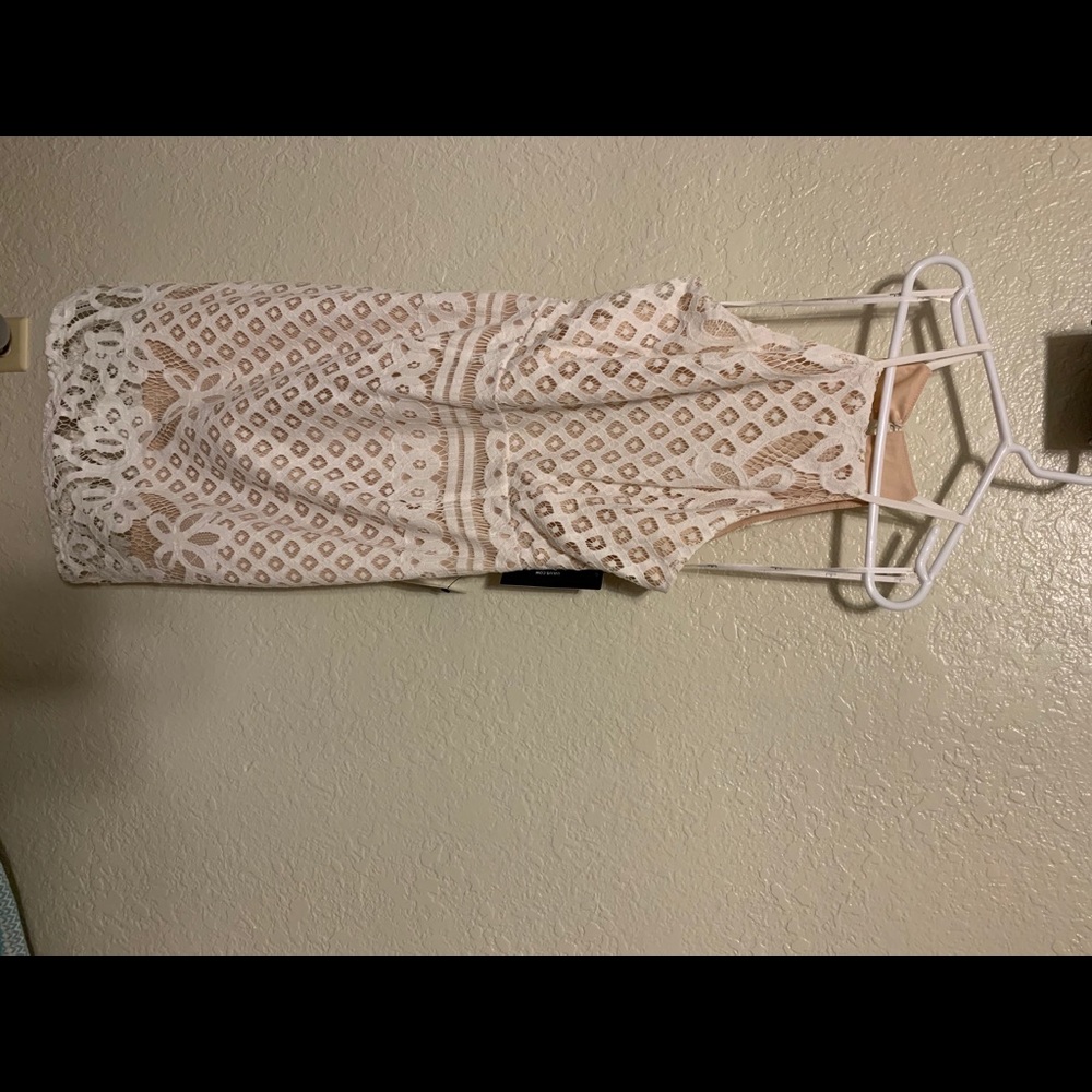 Women’s dress